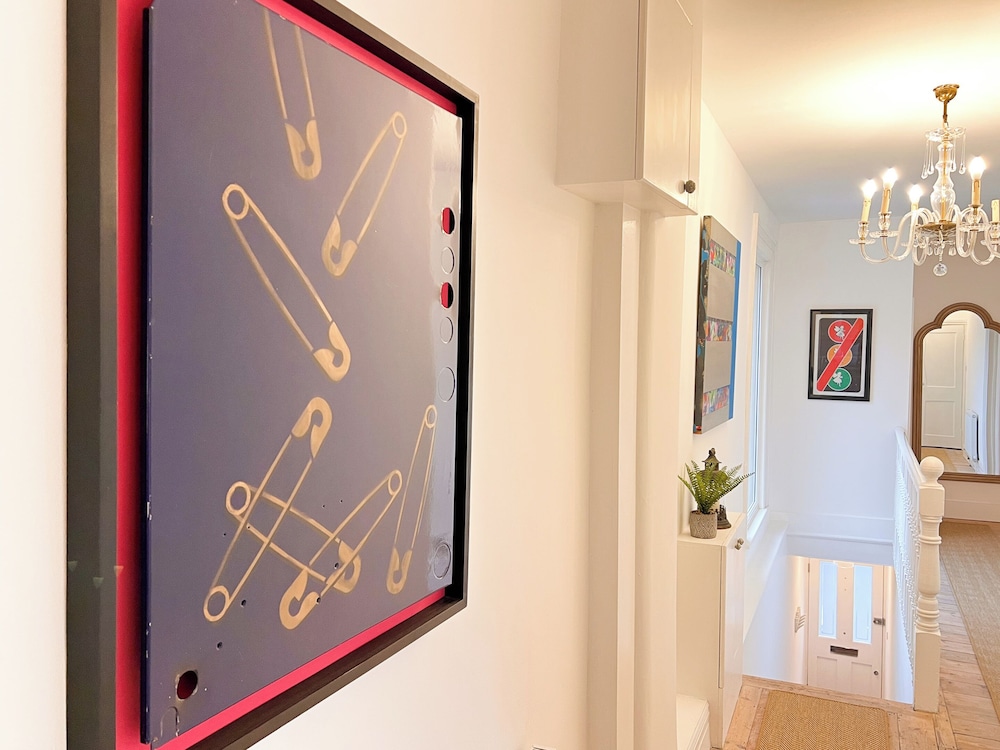 Historic 3-Bedroom Home in the Heart of Greenwich