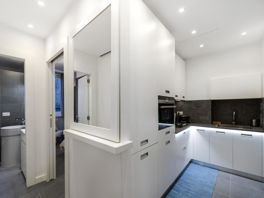 Popolo Apartment