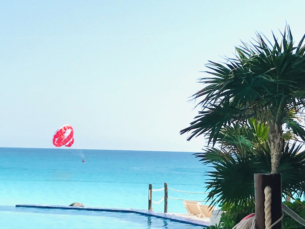 OvaCancun Apartments