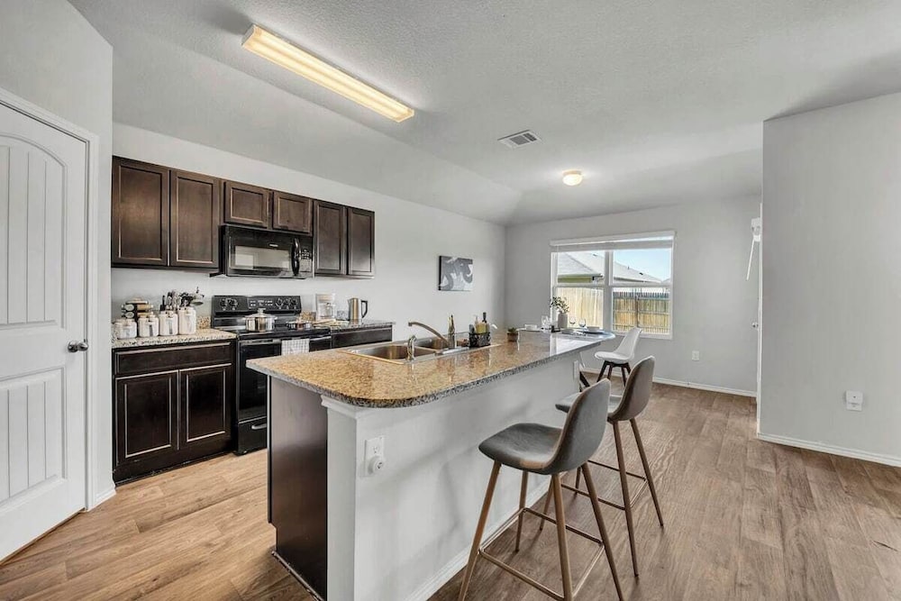 @ Marbella Lane - Polished 3BR Home in Austin TX