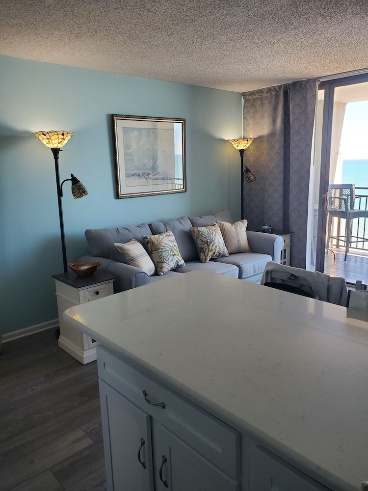 Ocean Forest Plaza Unit 1713 1 Bedroom Condo