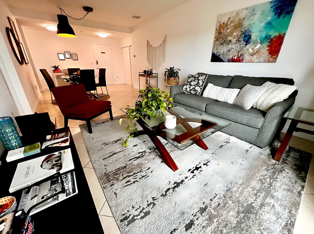 I Love It Coral Way Apartments