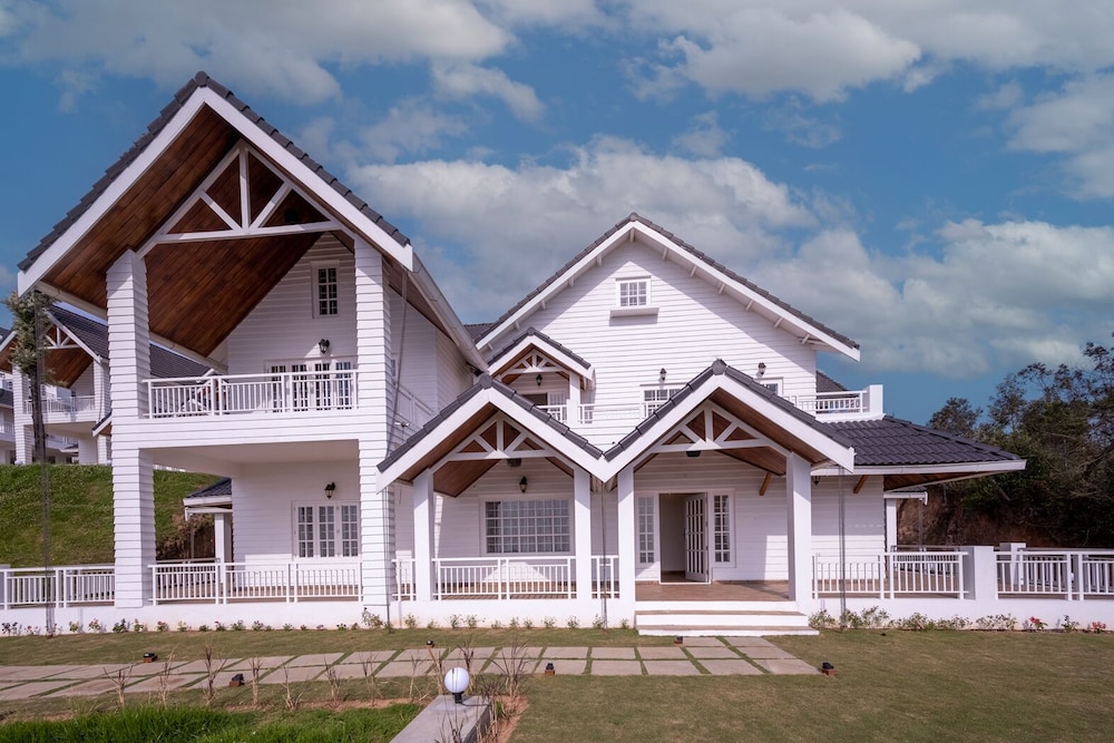 Petals Luxury Homestay