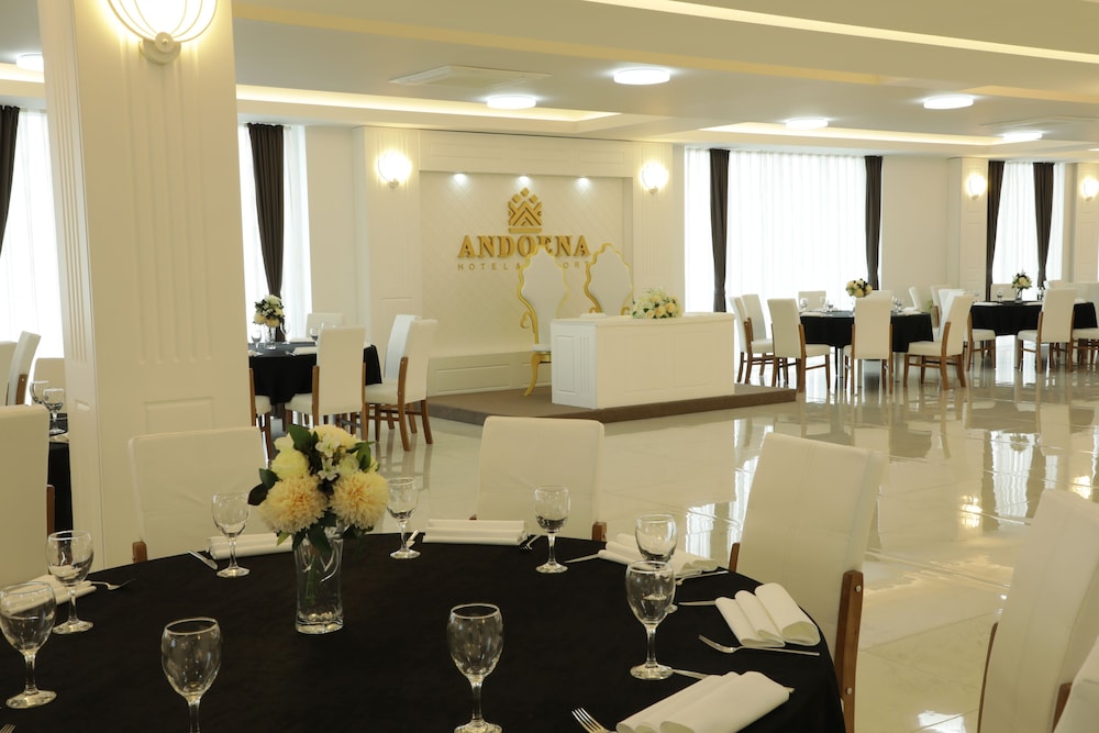 Andoena Resort