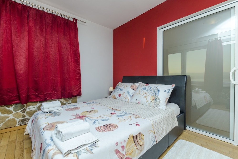 Apartments Bluesun view 5
