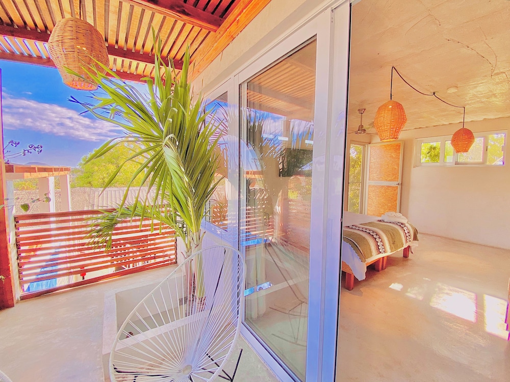Perro Surfero Hotel Boutique - Todos Santos, BCS