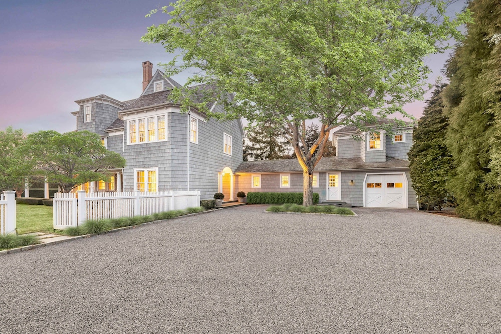 Oceanstone by Rove Estate w Pool Beach Access