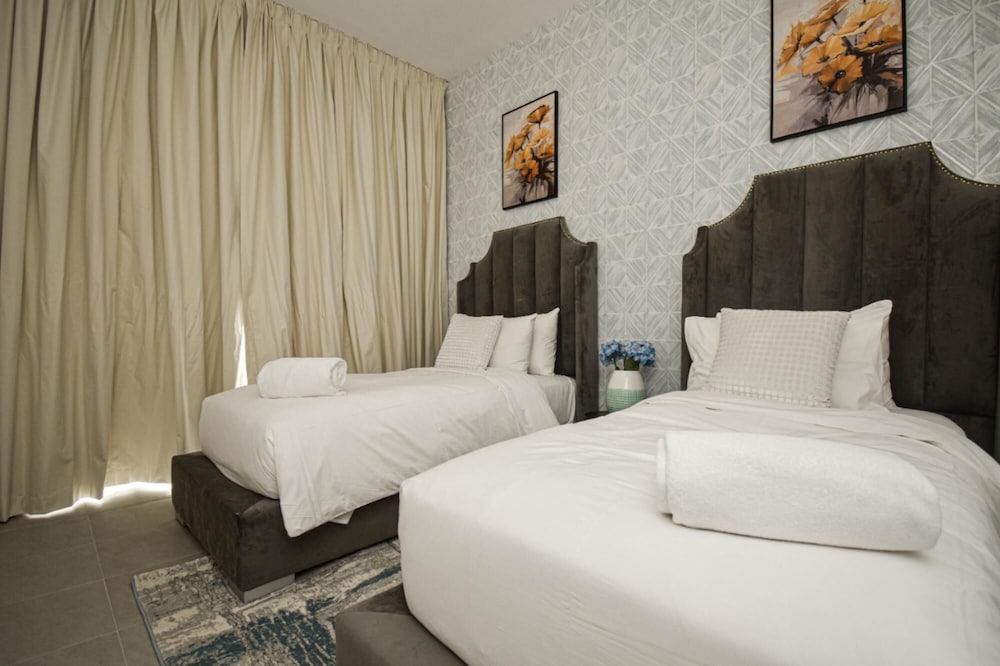 Elegant 3 BR Dubai South