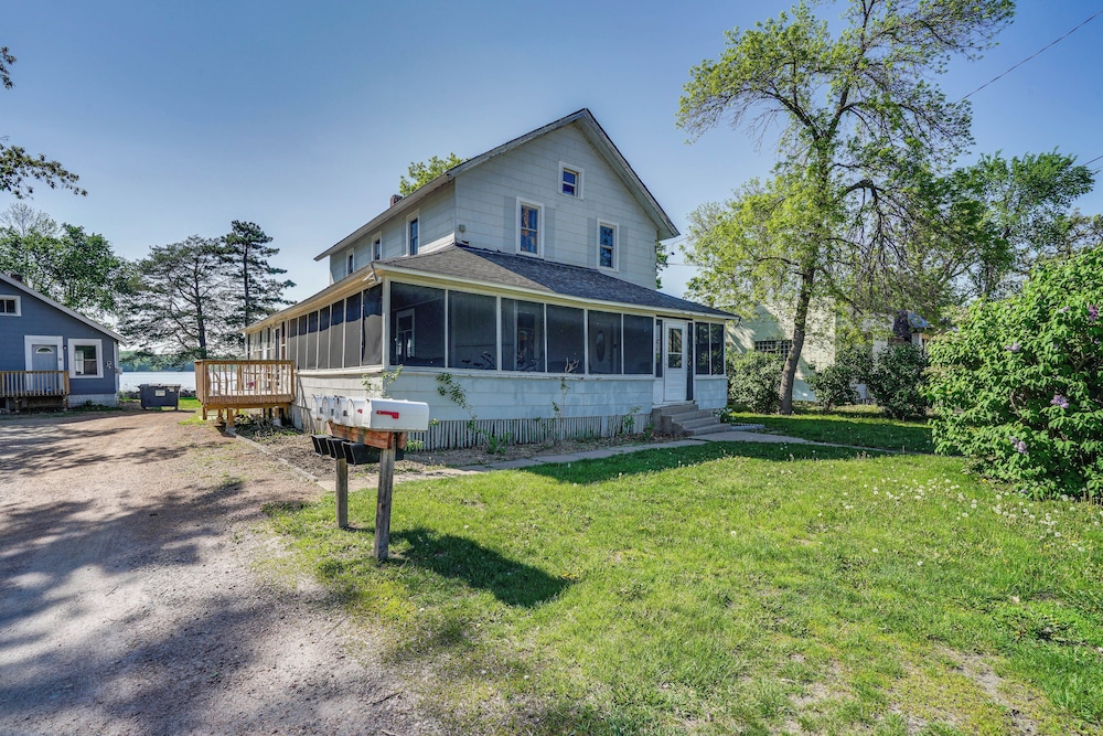 Snowmobile Trail On-site: Waterfront Mound Gem! view 3