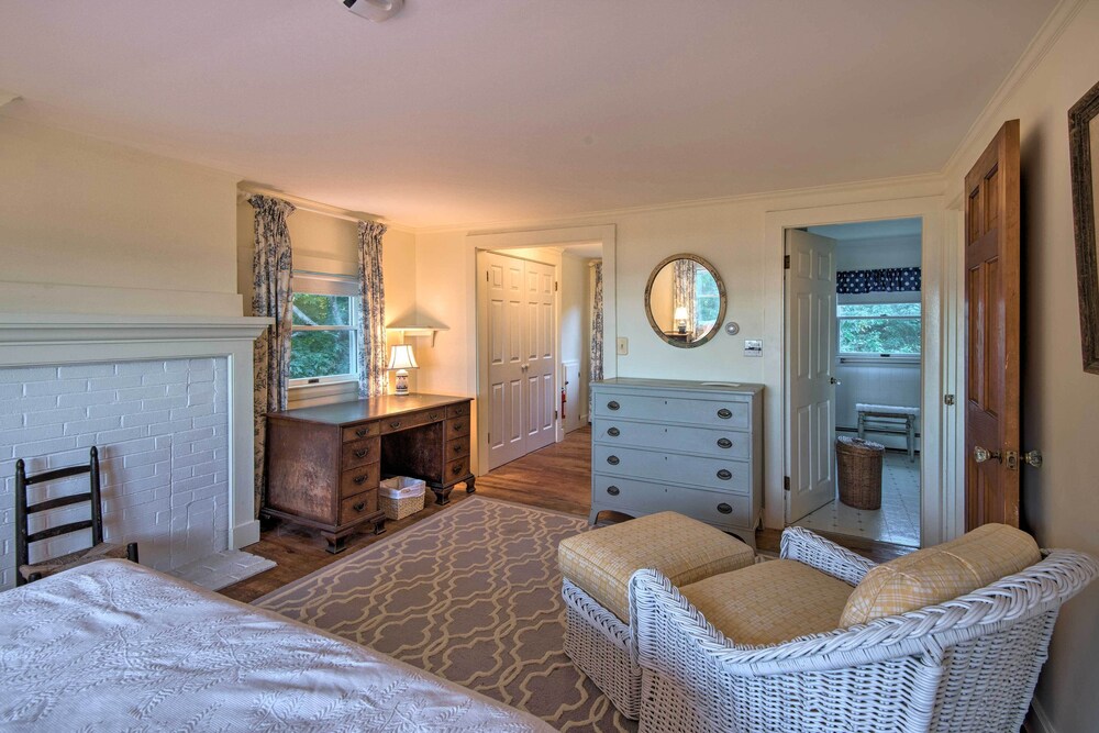 Expansive Beachfront Retreat w/ Outdoor Shower - Property Image 45
