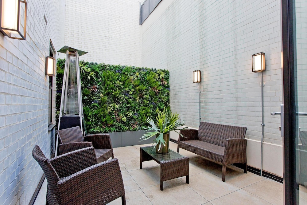 outdoor bbq area