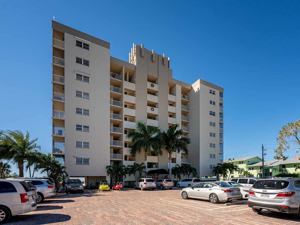Gateway Villas by Coastal Vacation Properties