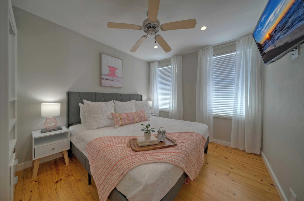 Pool Access, Private Patio Living, Near the Beach Seahorse Cove by Avantstay