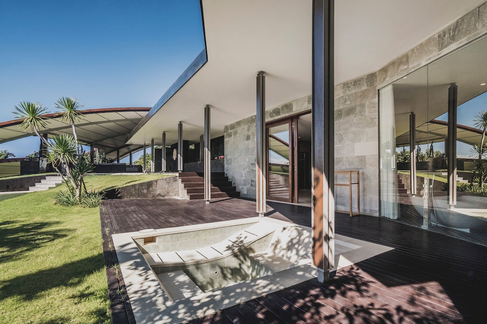 Seascape Resort & Spa Uluwatu by Ini Vie Hospitality