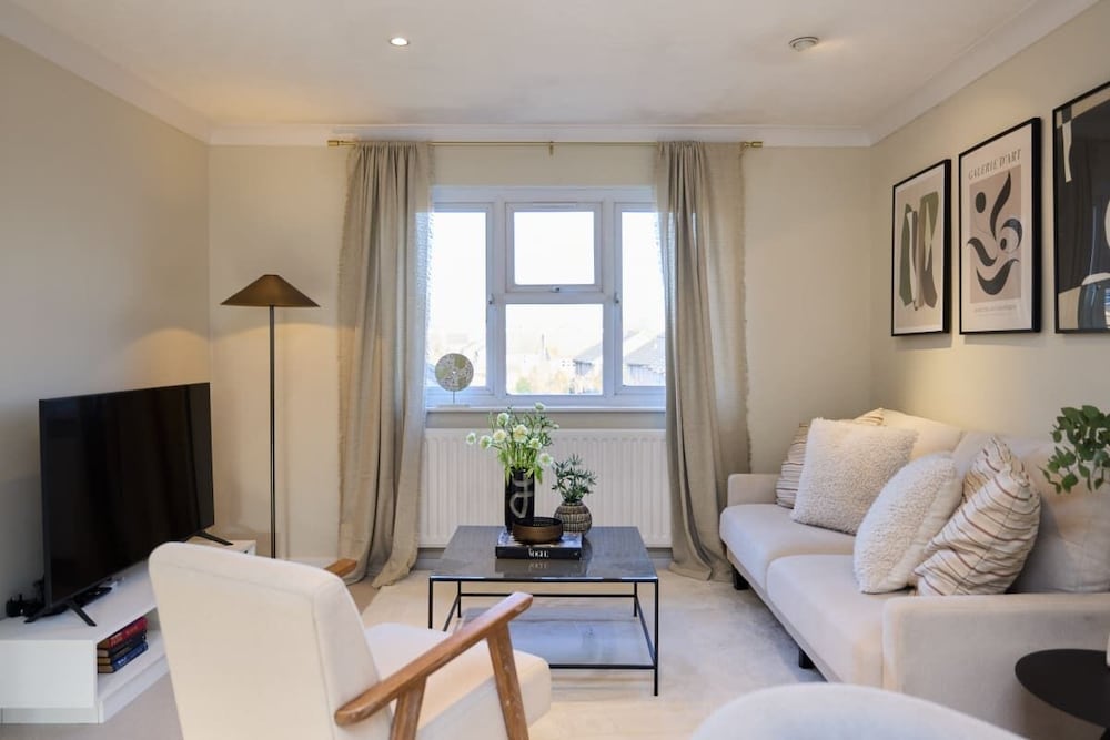 The Kennington Park Retreat - Inviting 2bdr Apartment