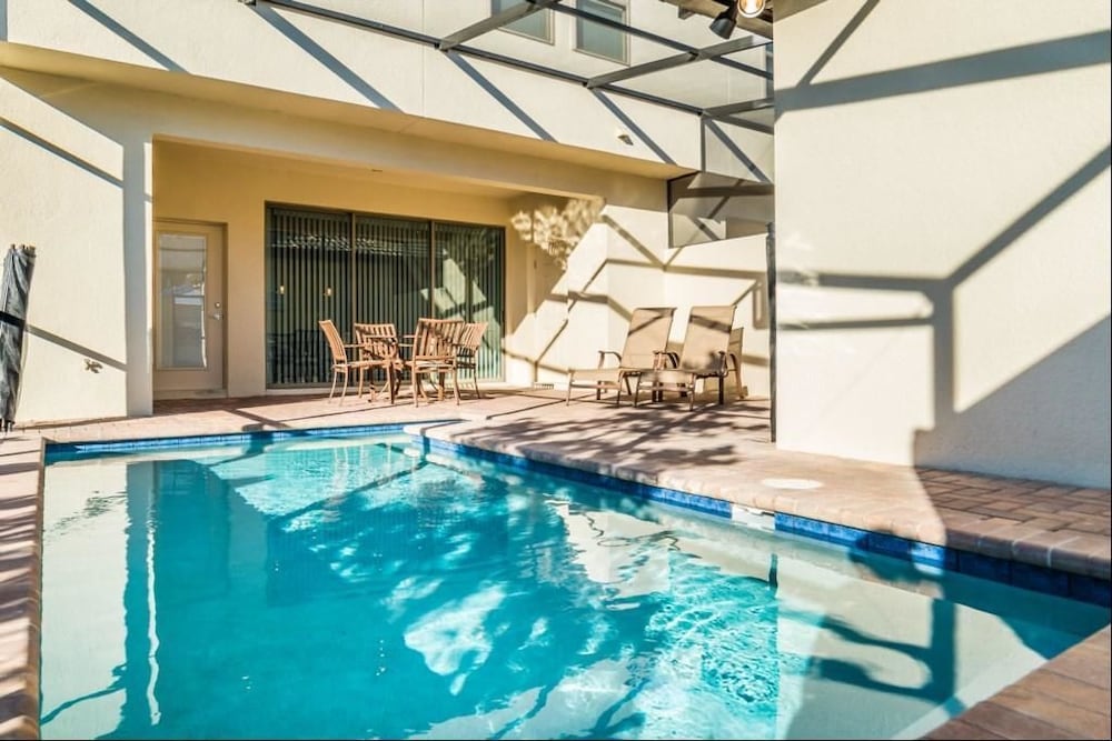 Private Florida Oasis - Image 2