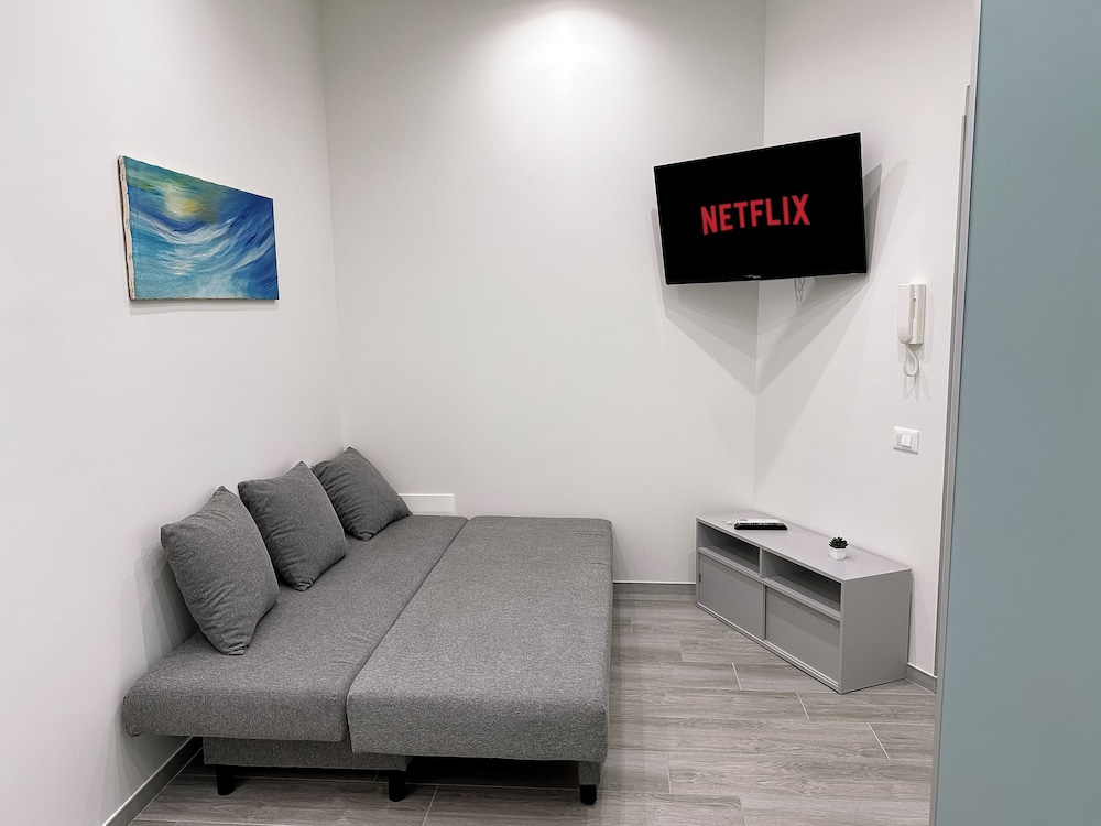 Al Civico 3 Home & Suites