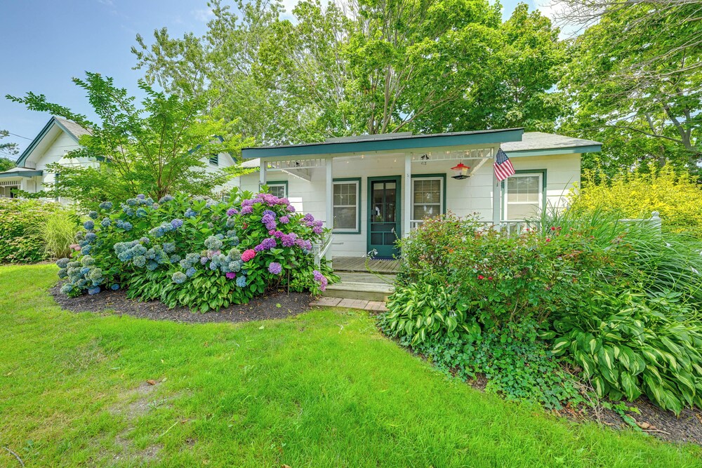 Enchanting North Fork Garden Cottage w/ Water View view 5