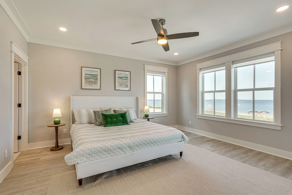 5,000+ Sq Ft! Luxe Beachfront House in Port St Joe