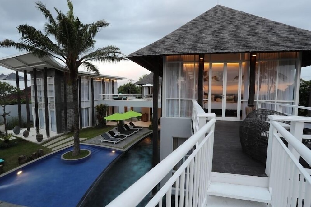 808 Residence