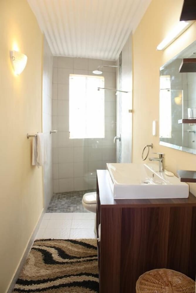 Le Cactus Guesthouse