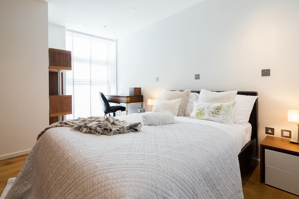 Meritas Court by Lime Street