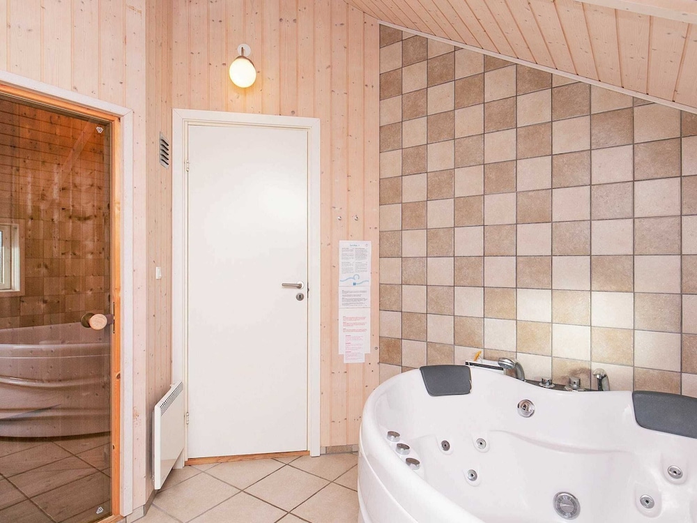 Luxury Retreat With Spa - By Traum Ferienwohnungen view 3