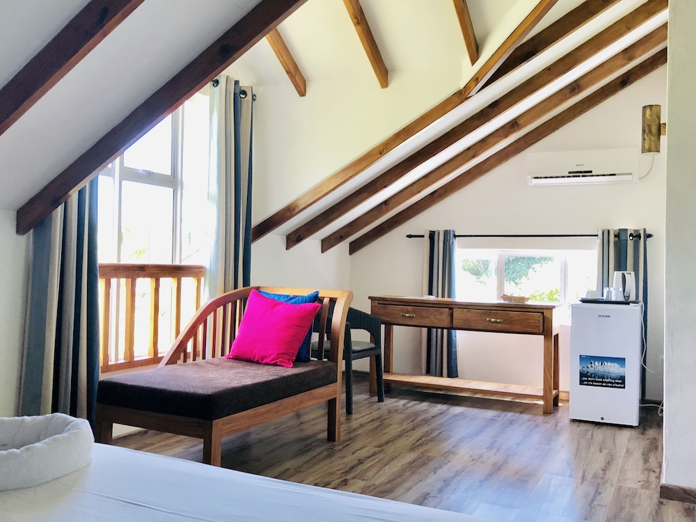 La Modestie Villa photo 4