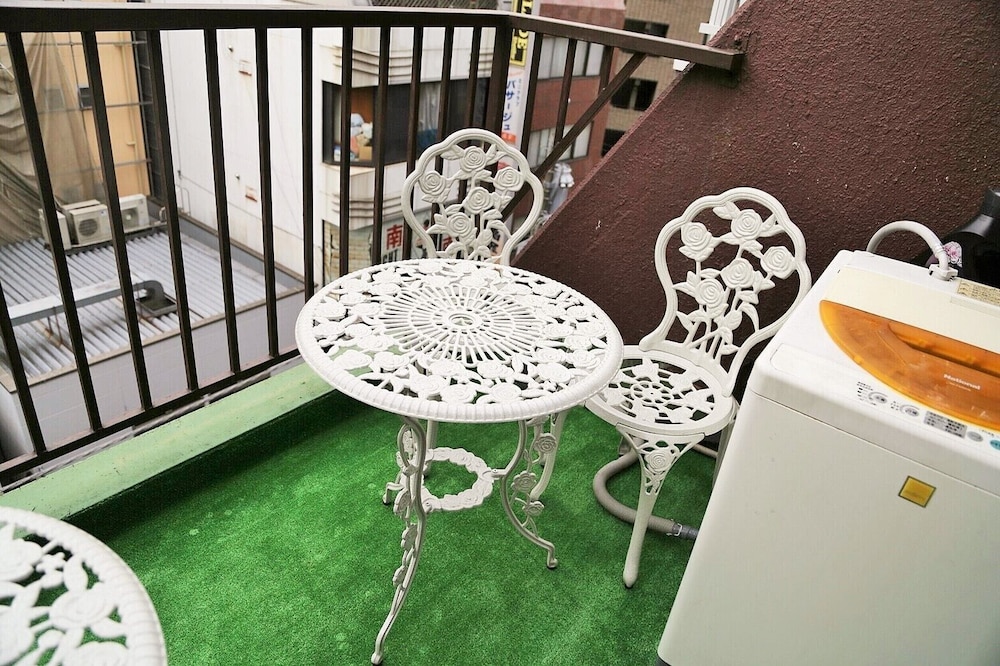 Otsuka Station Apartment Hotel