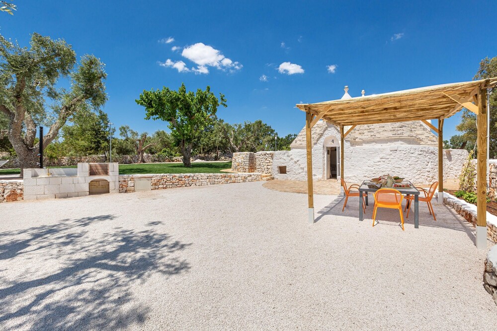 2456 Trullo Venti by Perle di Puglia view 3