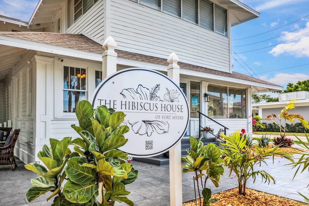 Hibiscus House Bed Breakfast Seashell Room