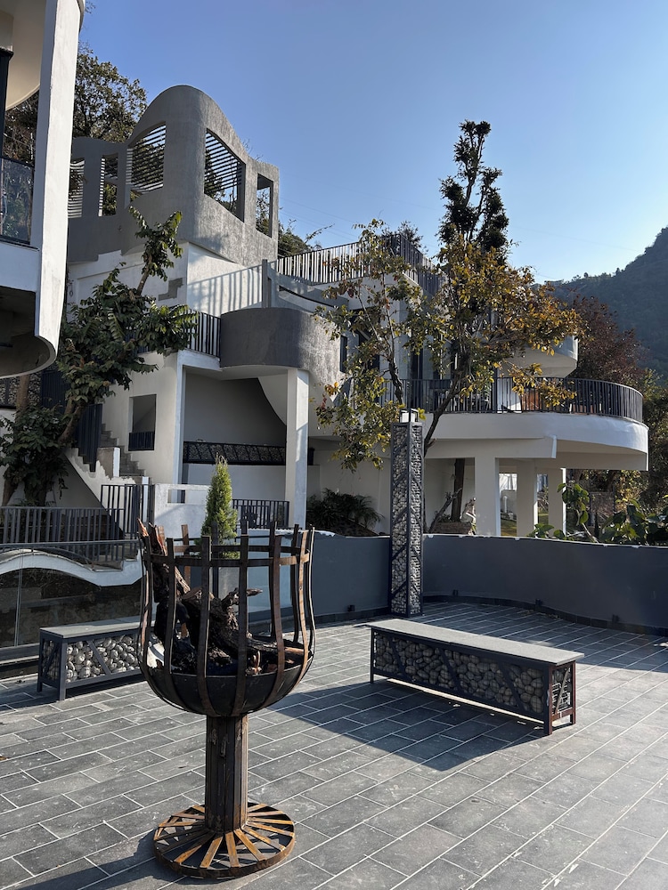 Moshams - A Home with Nature & Elegance