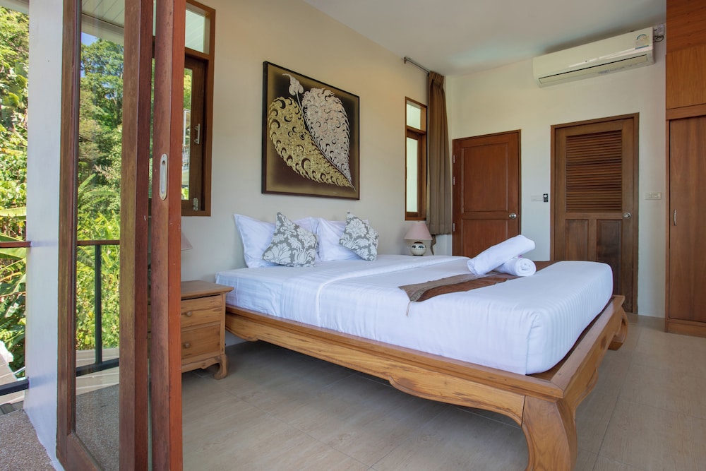 Emerald Hill Villas