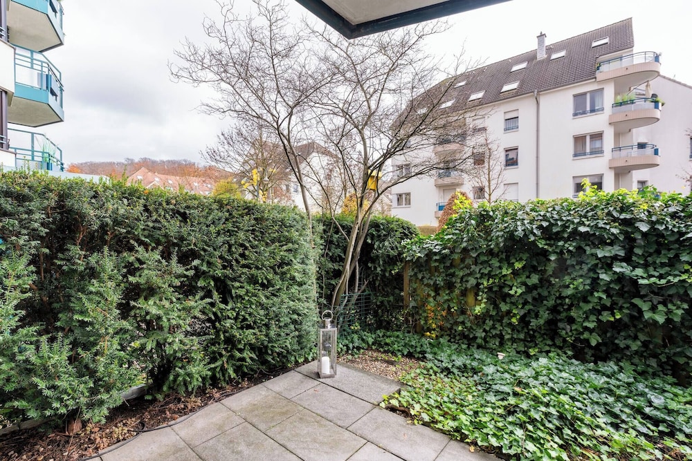 Exclusive Ludenberg Living in Stunning Area