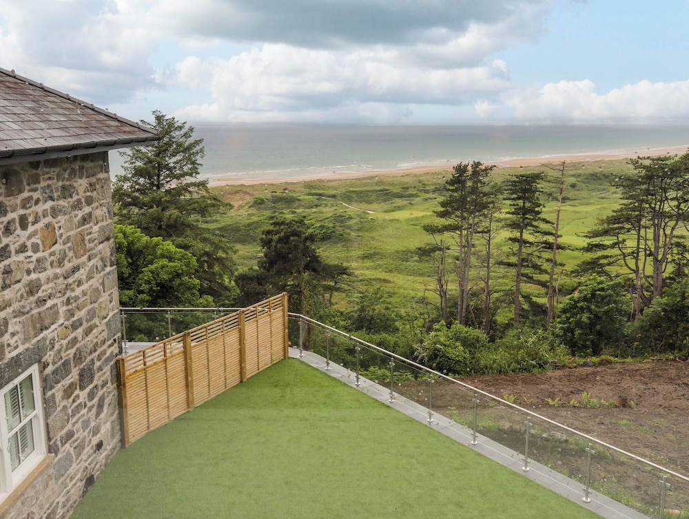 Valerian Lodge