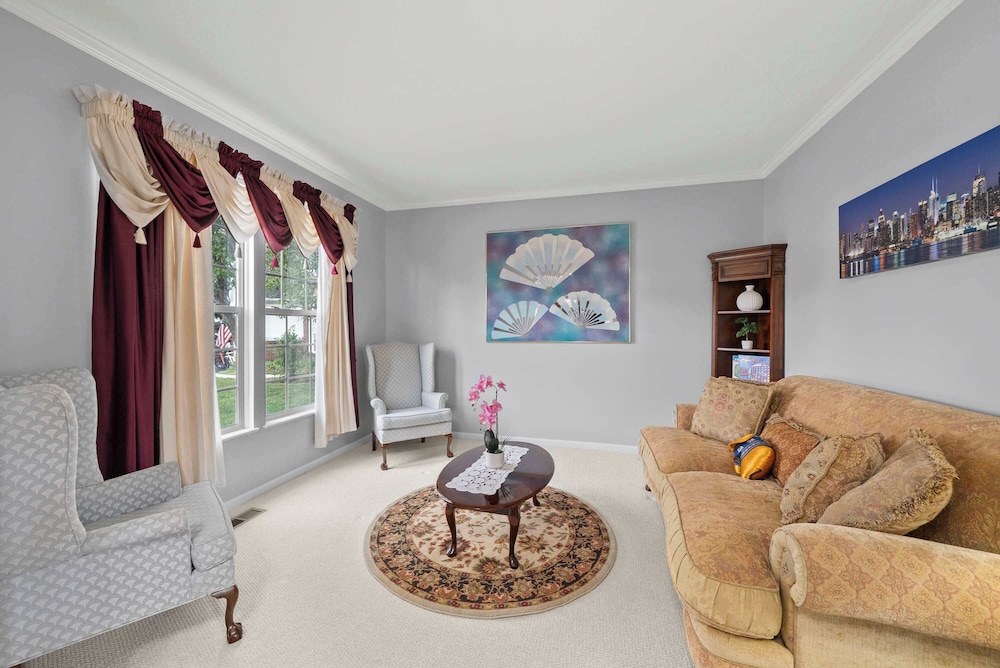 Pickerington Haven Home for 10