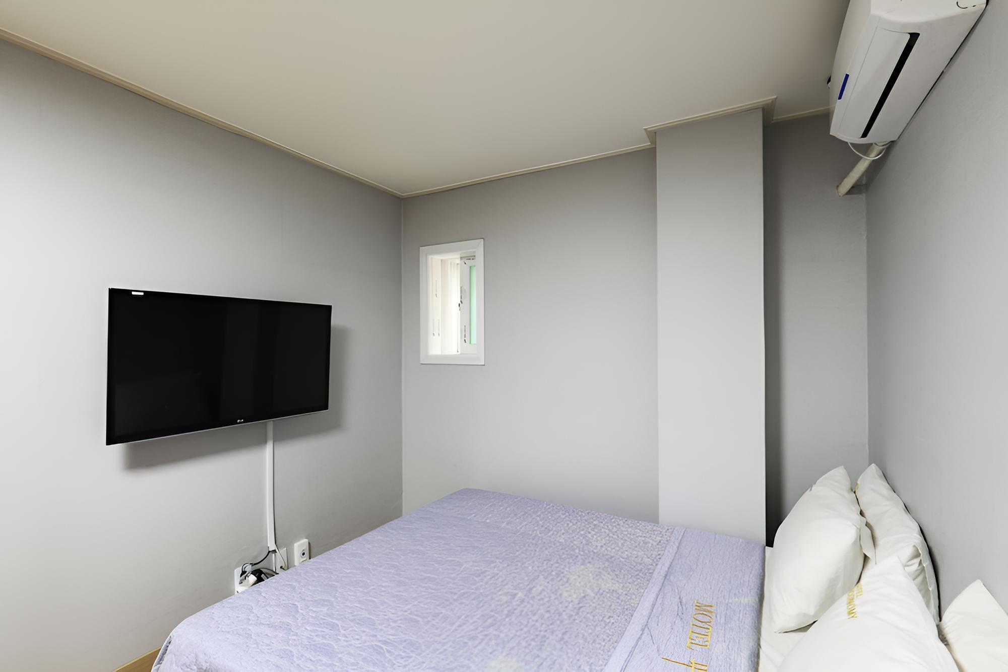 Hotel Economy