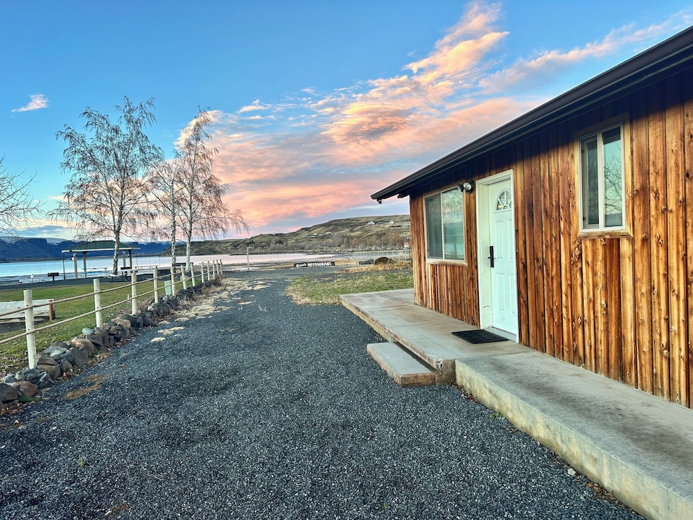 Soap Lake Natural Spa & Resort
