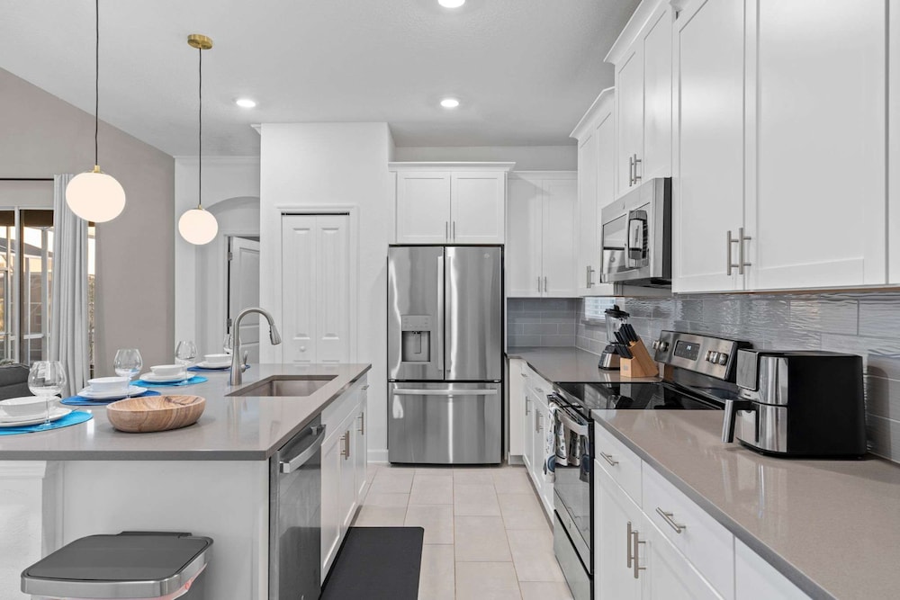 Luxury and Fun 5bed a Destination Itself