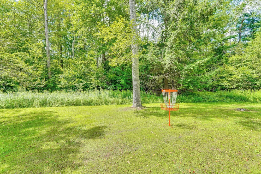 1 Mi to Hunter Mtn: Cozy Unit on 6-acre Property!
