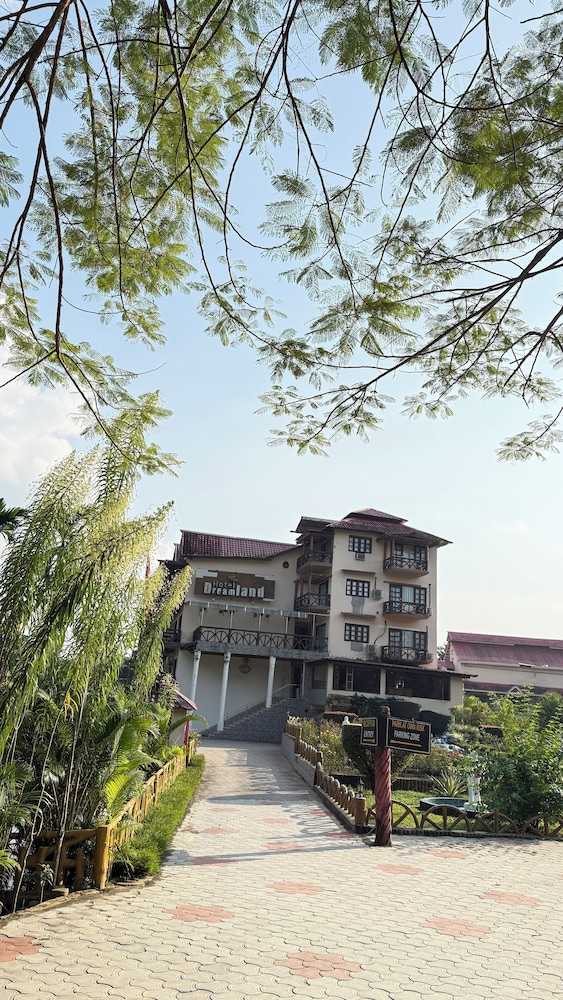 Hotel Dreamland Lataguri