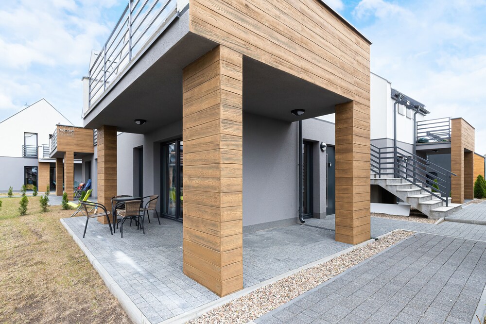 Coast Apartment With Terrace by Renters
