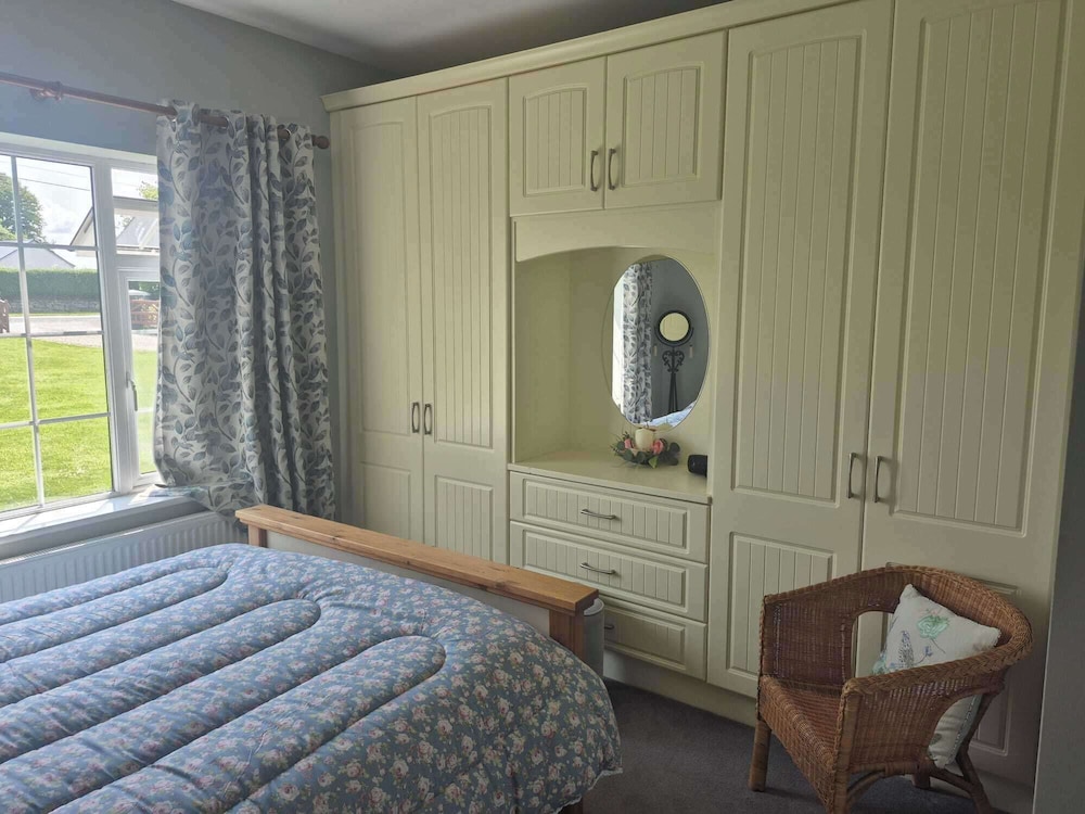 Tranquil Cottage Retreat in Kells, Leitrim