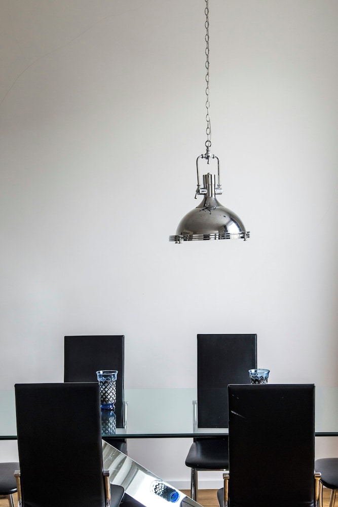 Cromwell Road II by Onefinestay