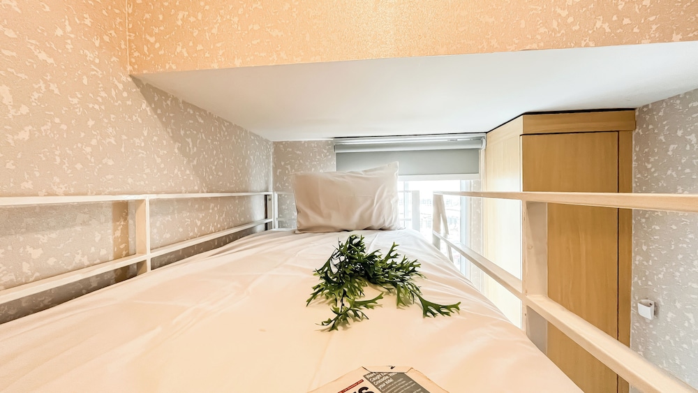 Minimalist Wooden Tone 2Br At Tokyo Riverside Pik 2 Apartment