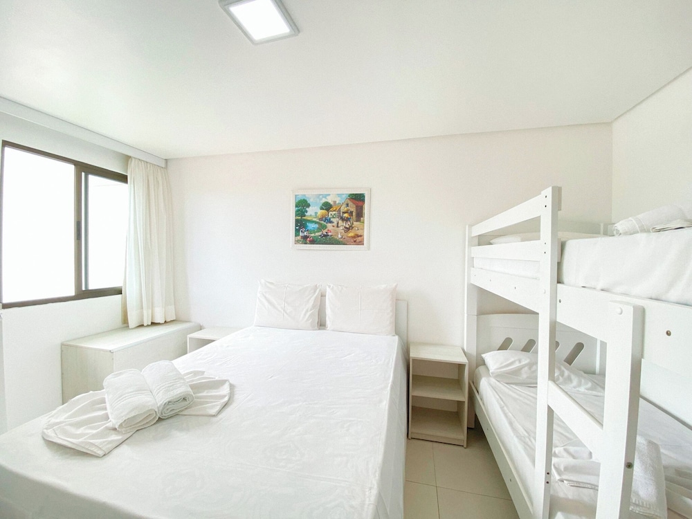 Flats no Carneiros Beach Resort