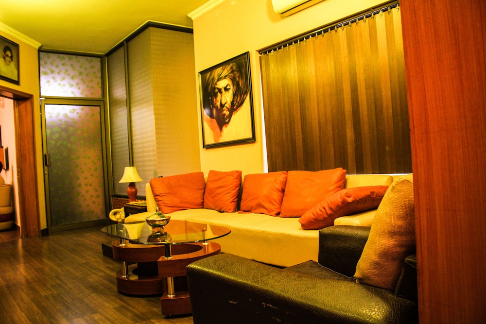 Lahore Guest House