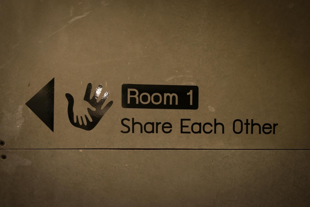 4Share Hostel - Adults Only