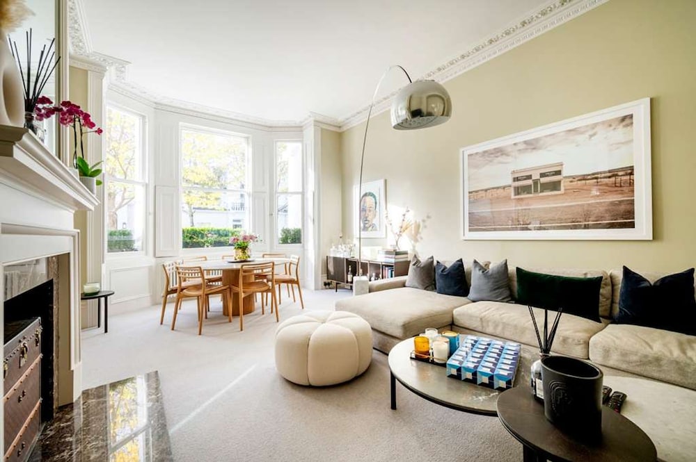 Kensington High Life- by Out of Office Lifestyle