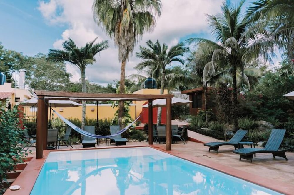 The Pickled Onion B&B and Restaurant Uxmal